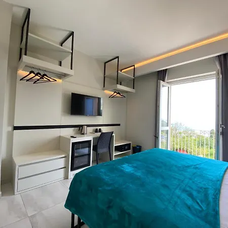 Gabriel Holidays Bed and breakfast 4*