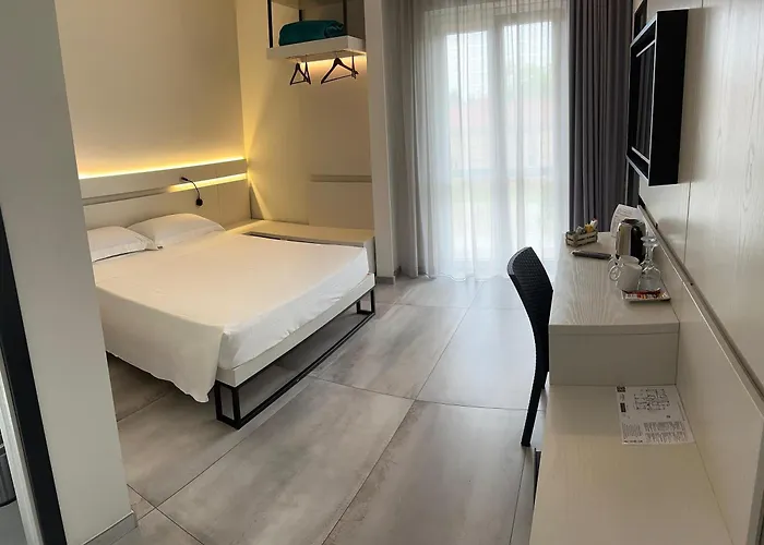 Alojamento de Acomodação e Pequeno-almoço Gabriel Holidays